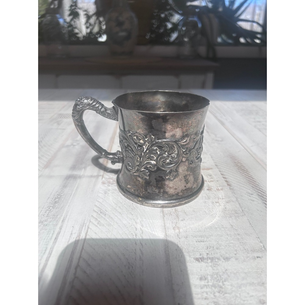 Antique MS Benedict Mfg Co Quadruple Plate Silver Cup Floral Repousse 551